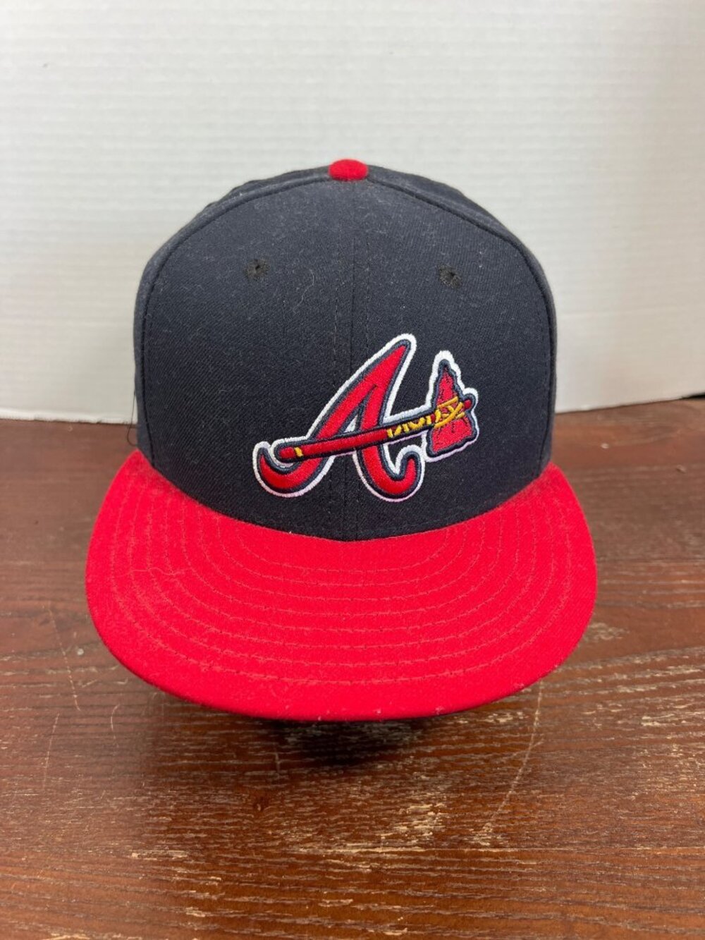 New Era 59FIFTY Atlanta Braves MLB Hat Navy/Red Size 7 1/4 Fitted Cap H4